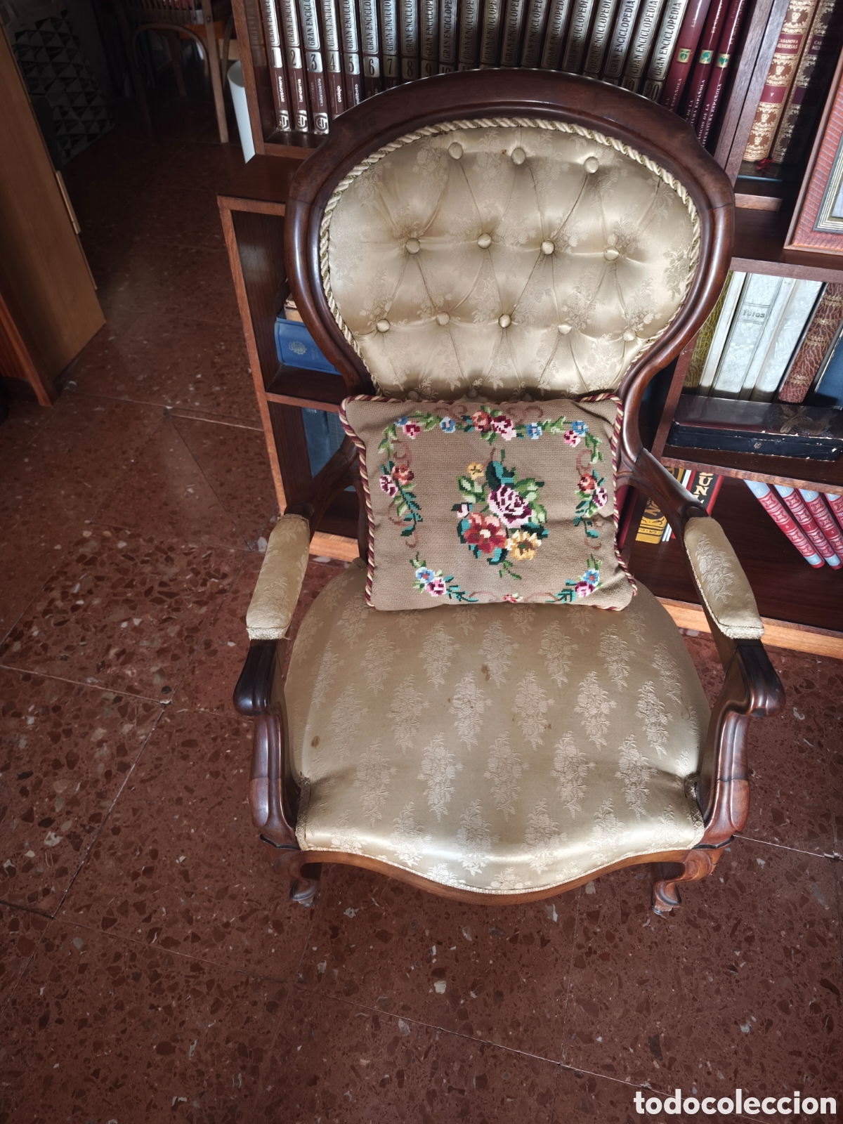 Antig&uuml;edades: Conjunto sal&oacute;n isabelino - Foto 6