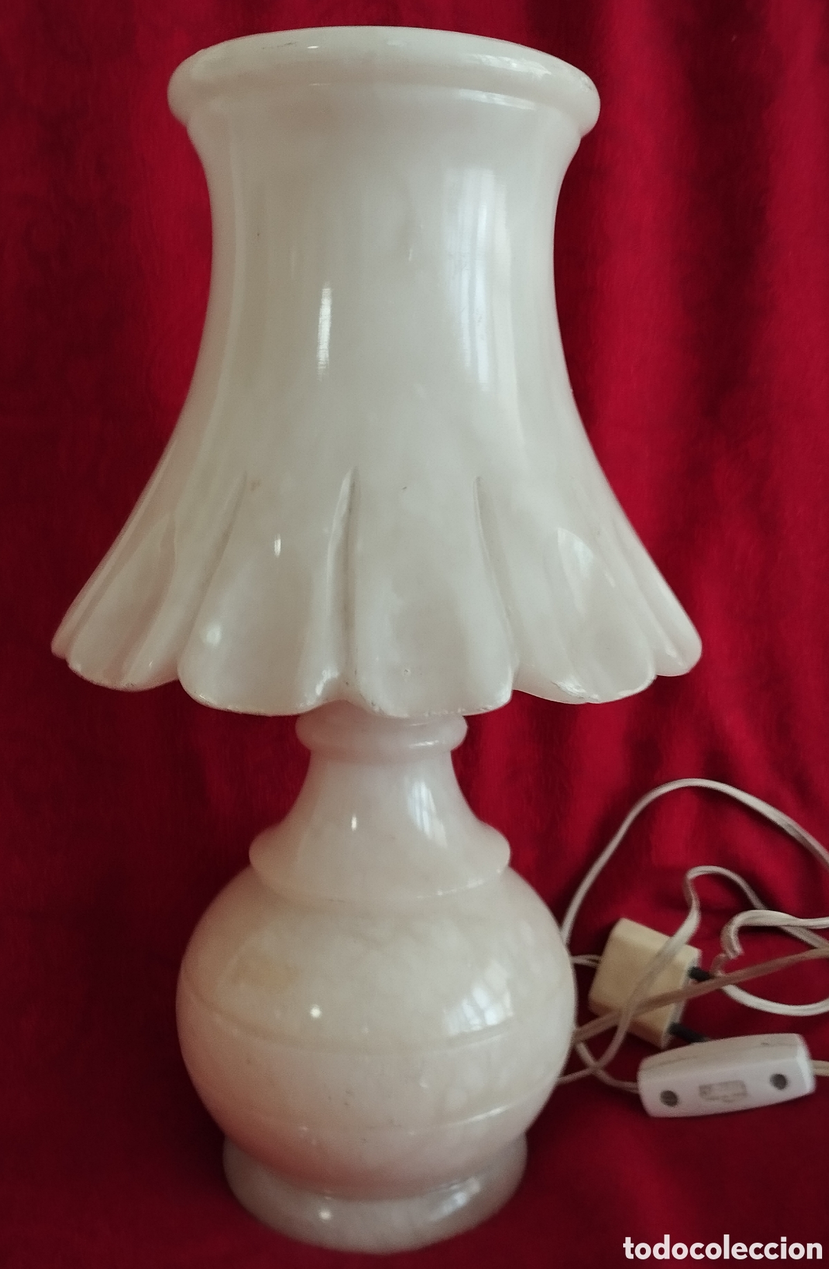 Antig&uuml;edades: Antigua L&aacute;mpara Alabastro.