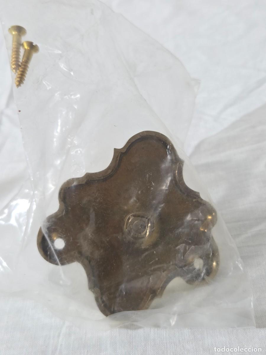 Antig&uuml;edades: 4 apliques perchas de bronce, nuevos - Foto 11