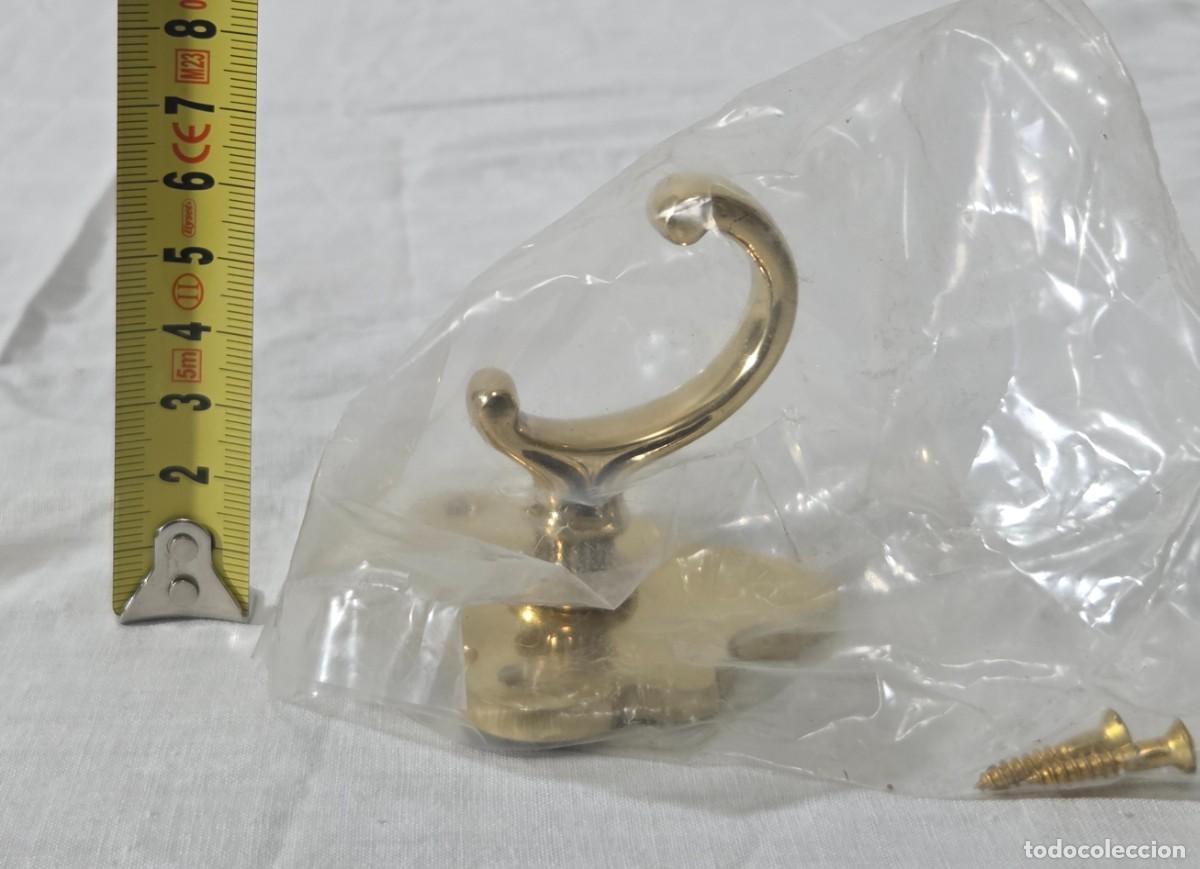 Antig&uuml;edades: 4 apliques perchas de bronce, nuevos - Foto 14