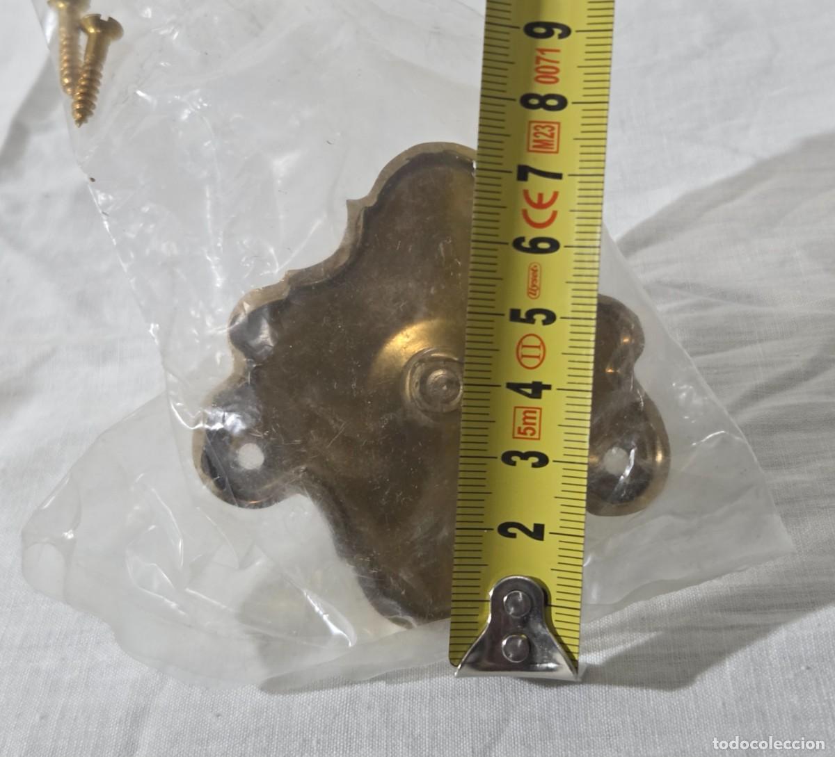 Antig&uuml;edades: 4 apliques perchas de bronce, nuevos - Foto 15