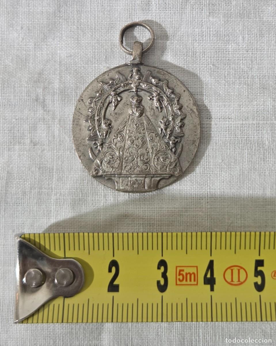 Antig&uuml;edades: Medalla de nuestra se&ntilde;ora del prado, 1957 - Foto 9