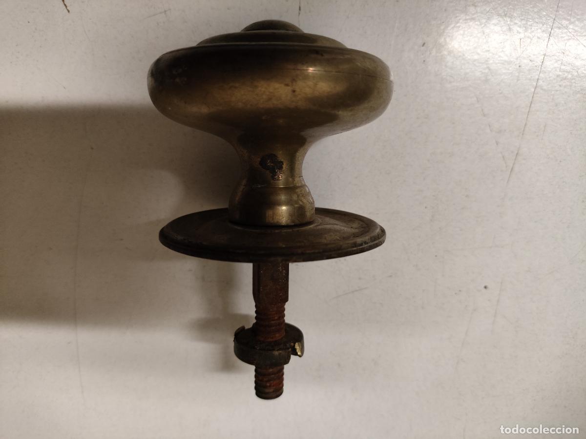 Antig&uuml;edades: ANTIGUO POMO DE PUERTA EN BRONCE - Foto 3