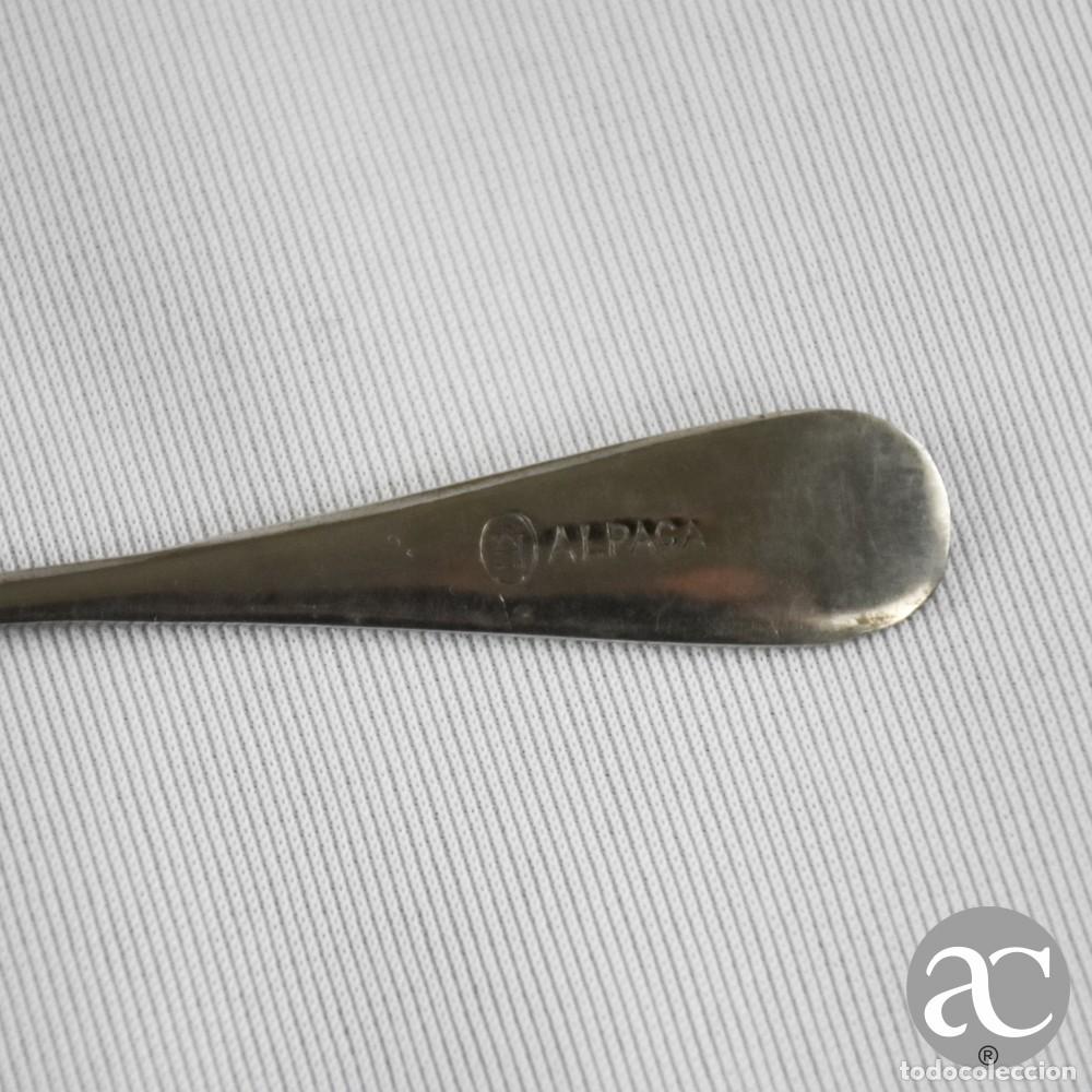 Antig&uuml;edades: Conjunto de 5 colheres de caf&eacute; em Alpaca - Foto 5