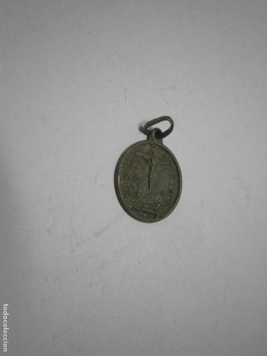 Antig&uuml;edades: ANTIGUA MEDALLA O COLGANTE RELIGIOSO - 11.5
