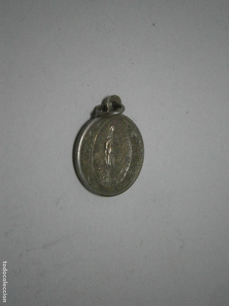 Antig&uuml;edades: ANTIGUA MEDALLA O COLGANTE RELIGIOSO - 11.5