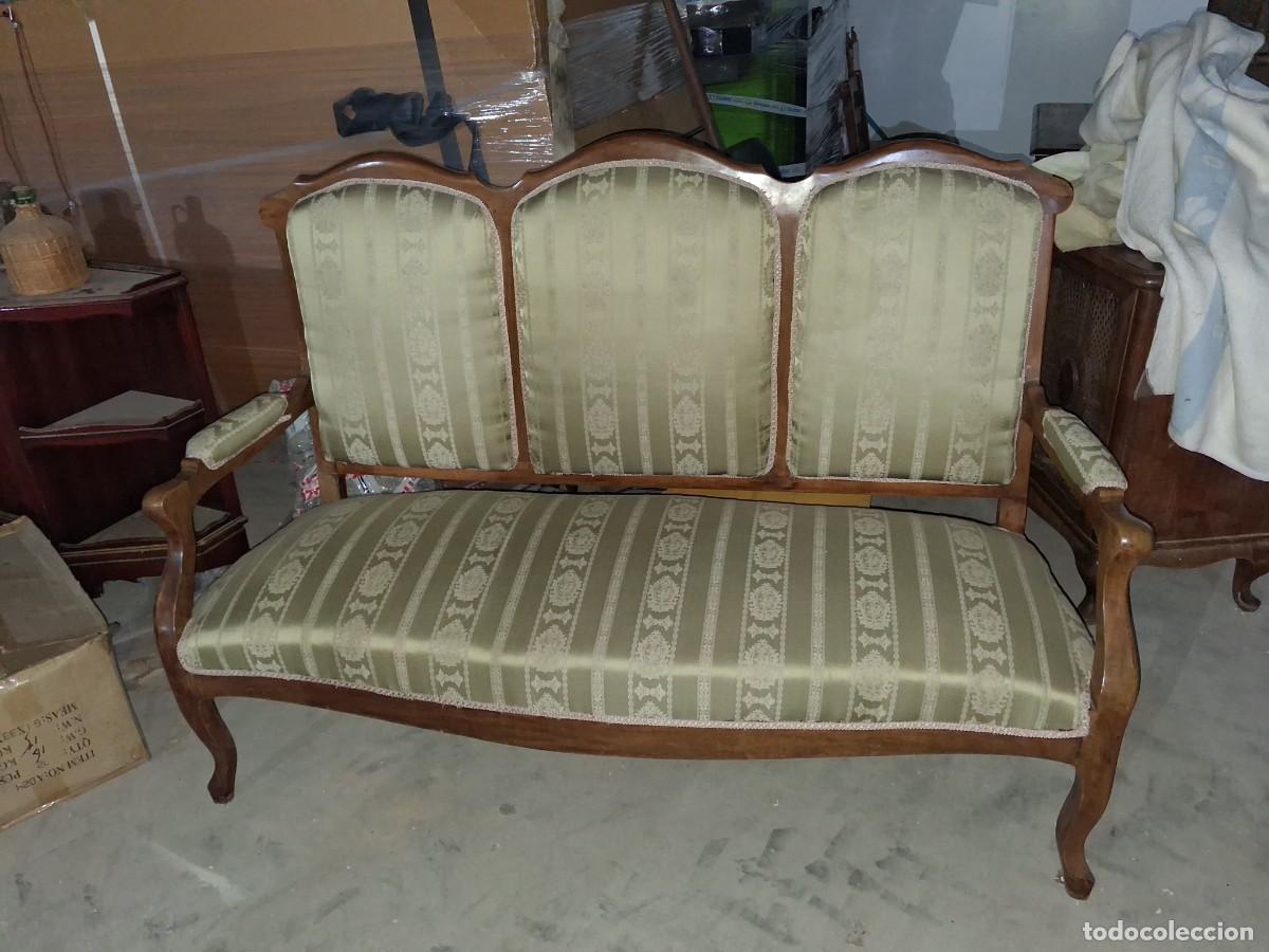 Antig&uuml;edades: Sofa estilo luis xv verde - Foto 1