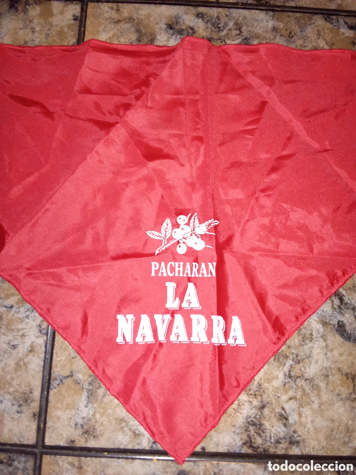 Antig&uuml;edades: PA&Ntilde;UELO ANTIGUO DE PACHAR&Aacute;N LA NAVARRA - Foto 2