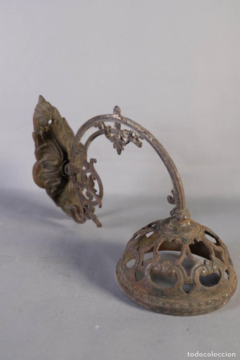 Antig&uuml;edades: APLIQUE EN METAL SIGLO XIX - Foto 6