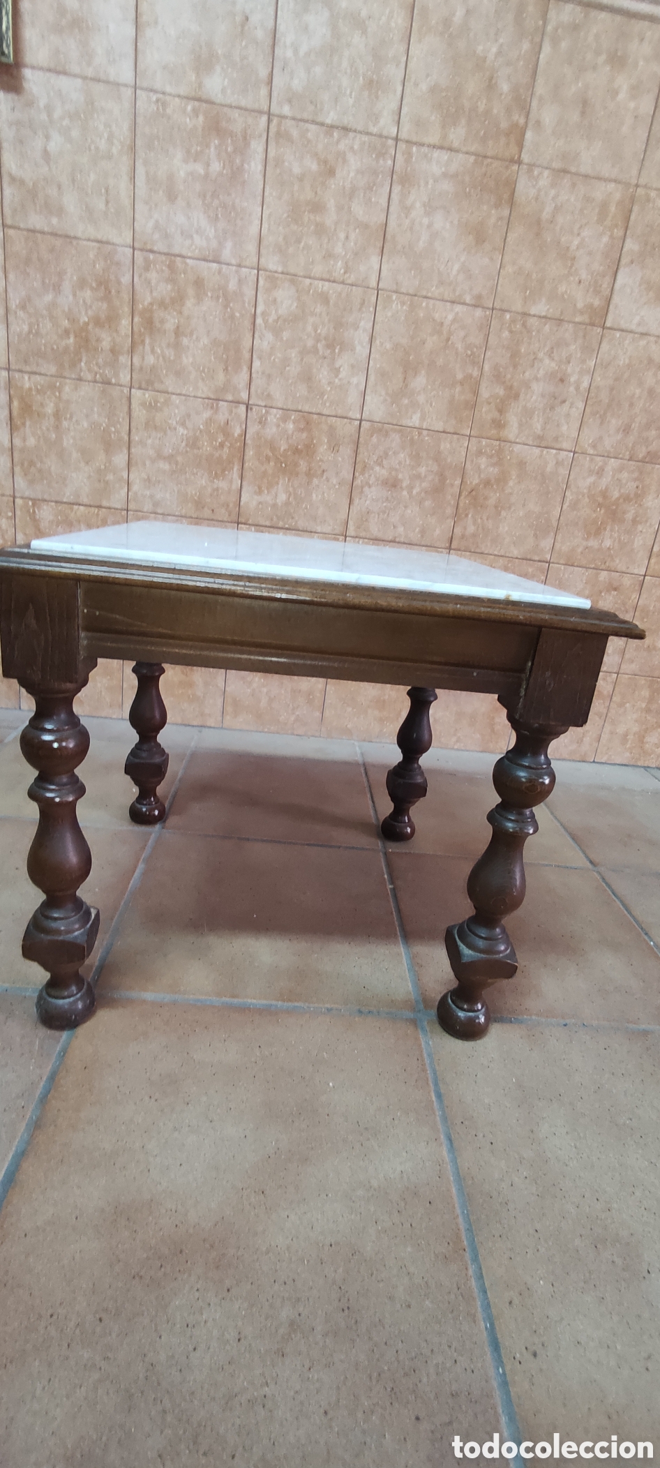 Antig&uuml;edades: Mesa peque&ntilde;a tapade marmol - Foto 3