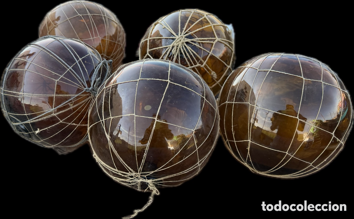 Antig&uuml;edades: Lote de boyas antiguas de cristal soplado &aacute;mbar