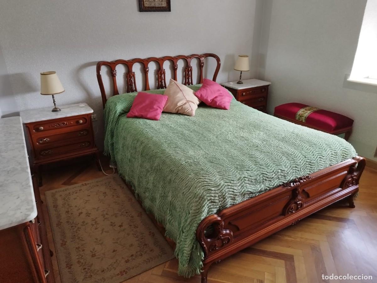 Antig&uuml;edades: DORMITORIO DE ESTILO CL&Aacute;SICO - Foto 1