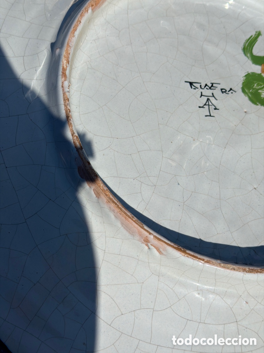 Antig&uuml;edades: Plato de Talavera de gran tama&ntilde;o - Foto 3