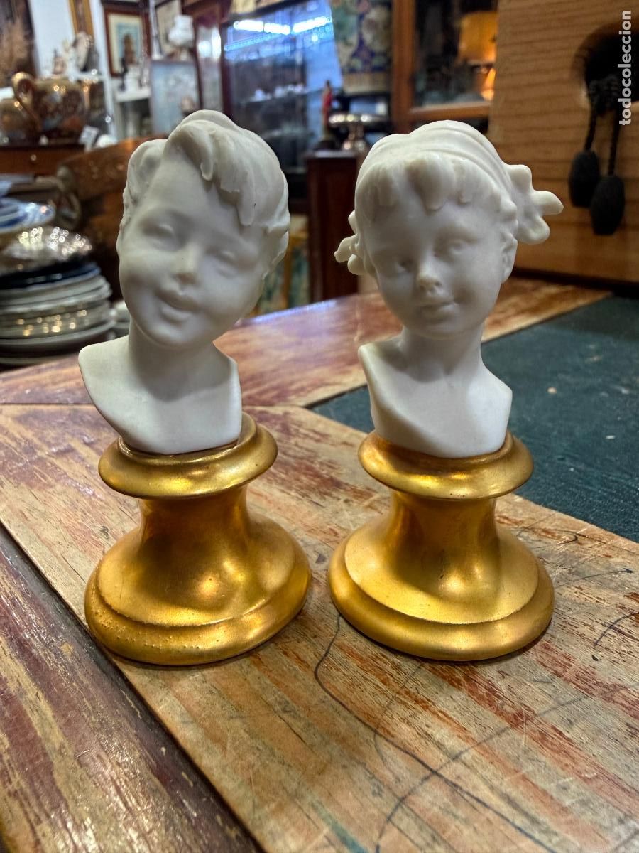 Antig&uuml;edades: PAREJA DE BUSTOS DE PORCELANA - MEDIDA 7,5 CM