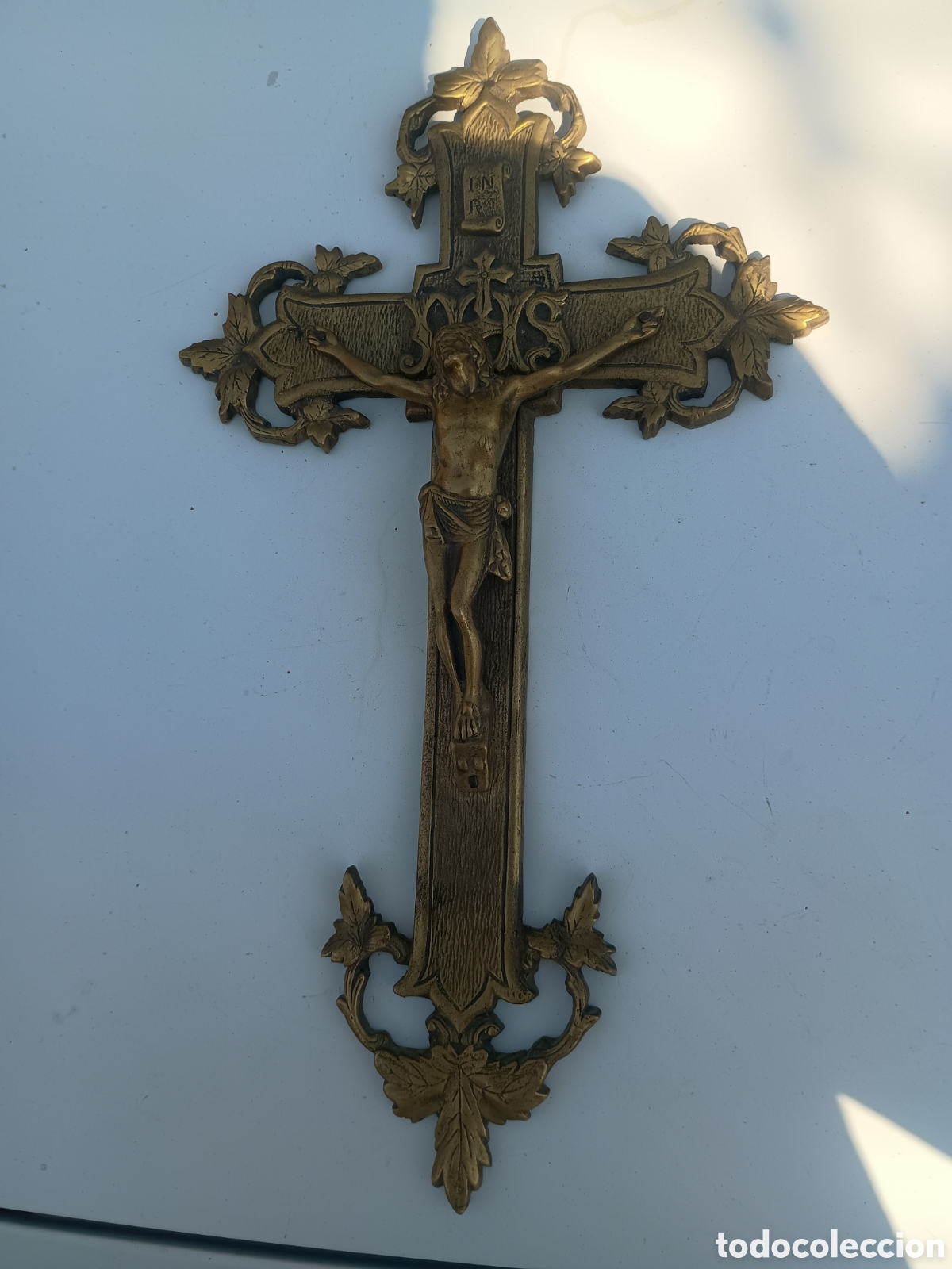 Antig&uuml;edades: Gran crucifijo bronce - Foto 1