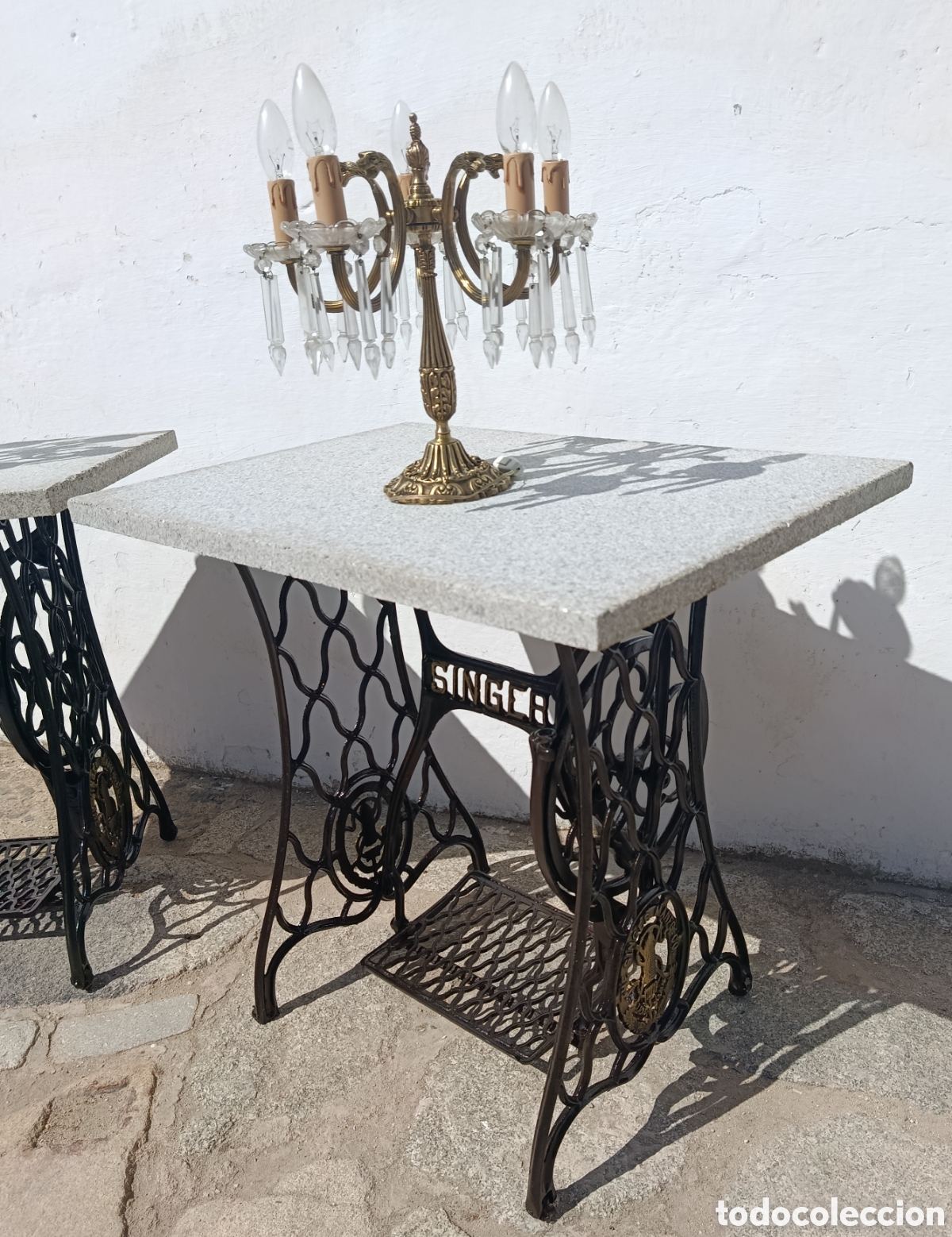 Antig&uuml;edades: Dos mesas de forja Singer y granito - Foto 5