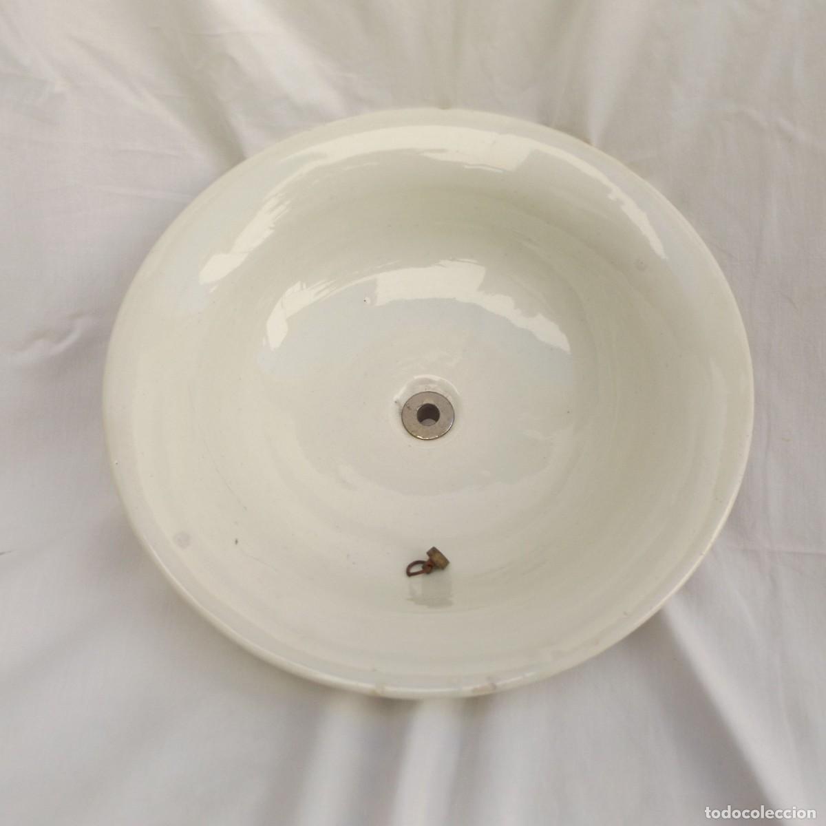 Antig&uuml;edades: cofaina de lavabo en ceramica - Foto 1