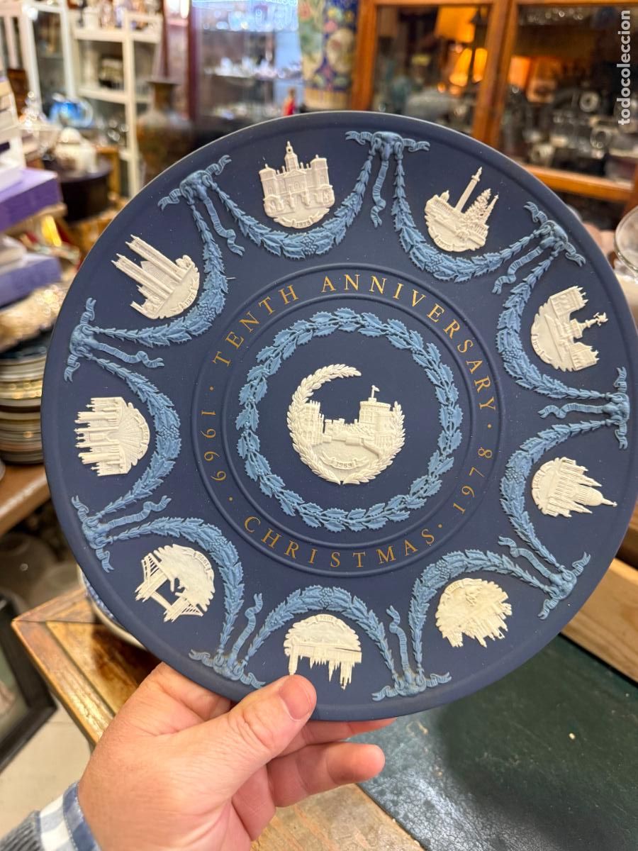 Antig&uuml;edades: PLATO CERAMICA WEDGWOOD EDICION LIMITADA - MEDIDA 24 CM