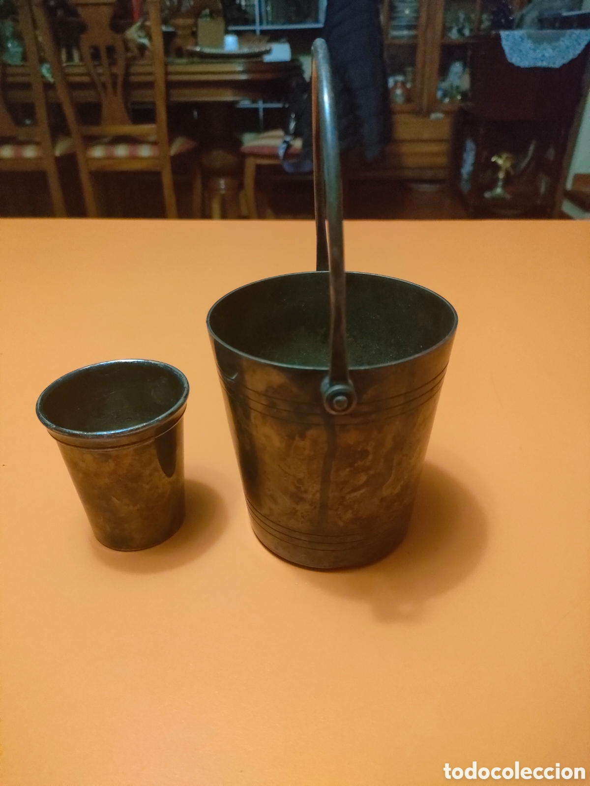 Antig&uuml;edades: Cubo y vaso de ba&ntilde;o de plata - Foto 2