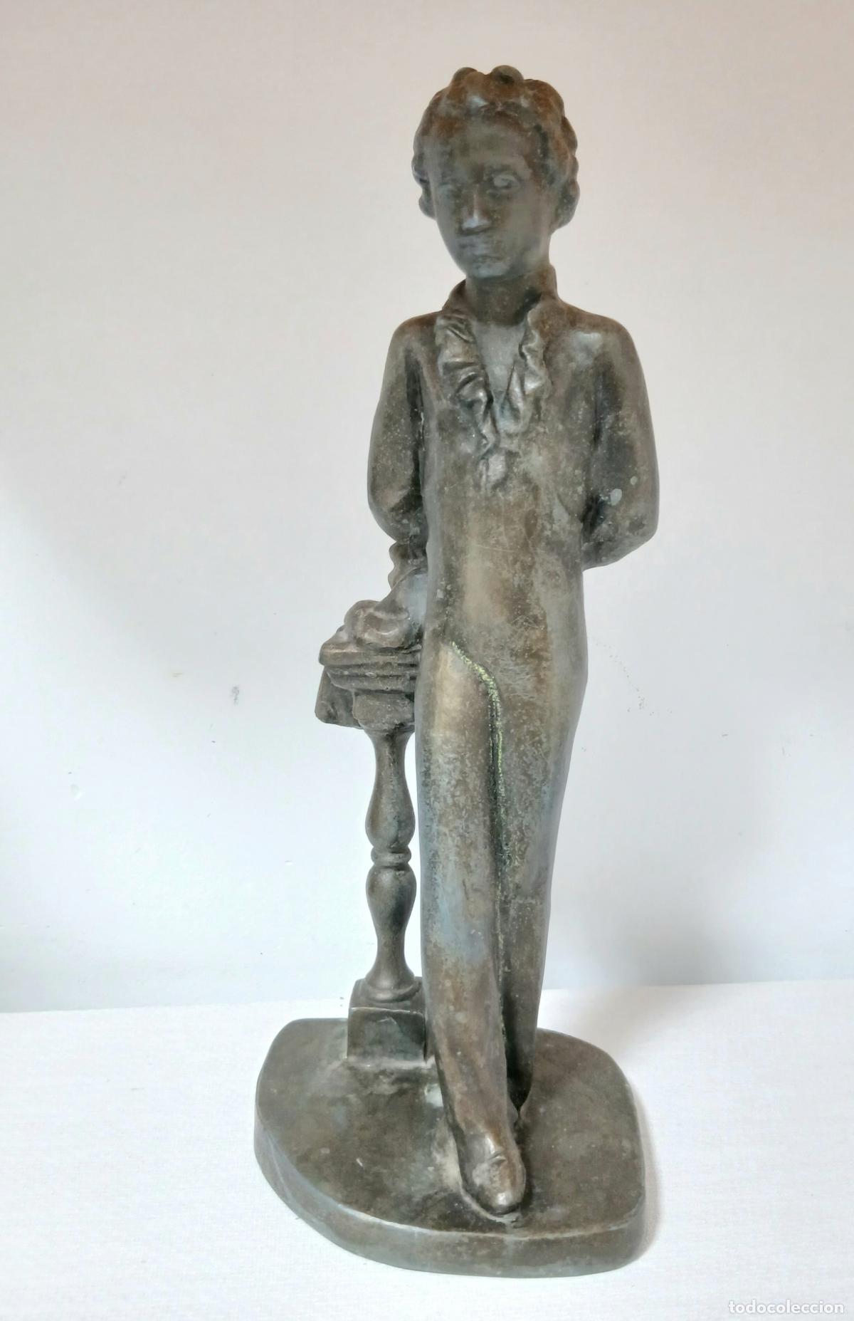 Antig&uuml;edades: Figura monumental A .Pushkin.Silumina - Foto 1