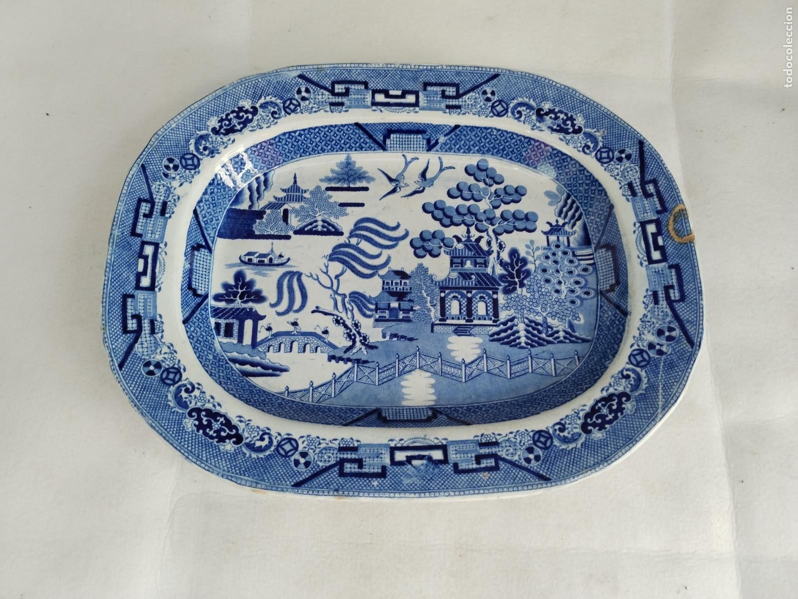 Antig&uuml;edades: fuente azul china antigua