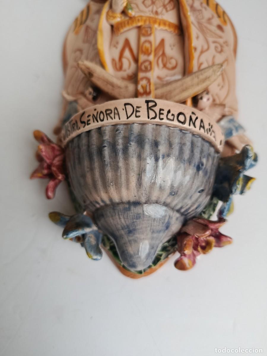 Antig&uuml;edades: BENDITERA CERAMICA PERIS. MANISES. 24cm - Foto 2
