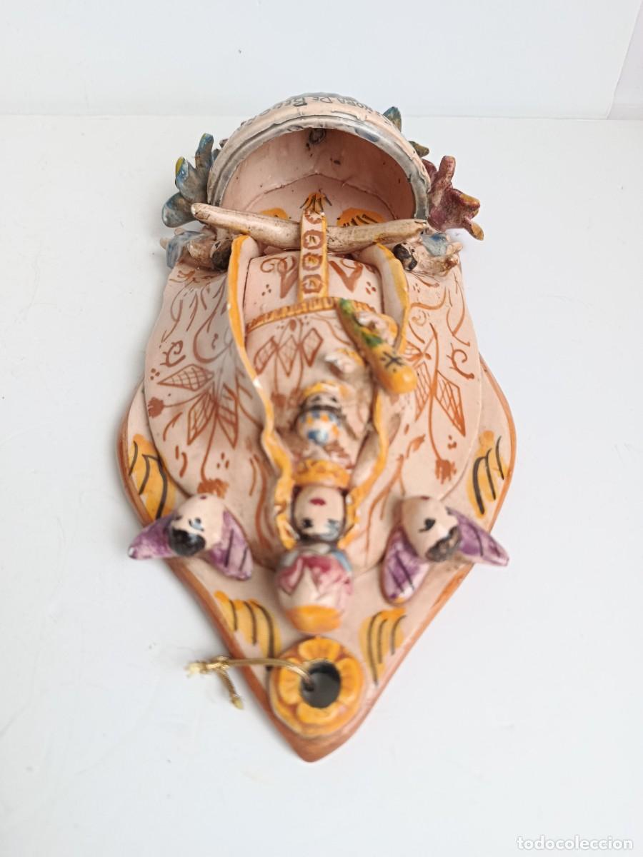 Antig&uuml;edades: BENDITERA CERAMICA PERIS. MANISES. 24cm - Foto 4