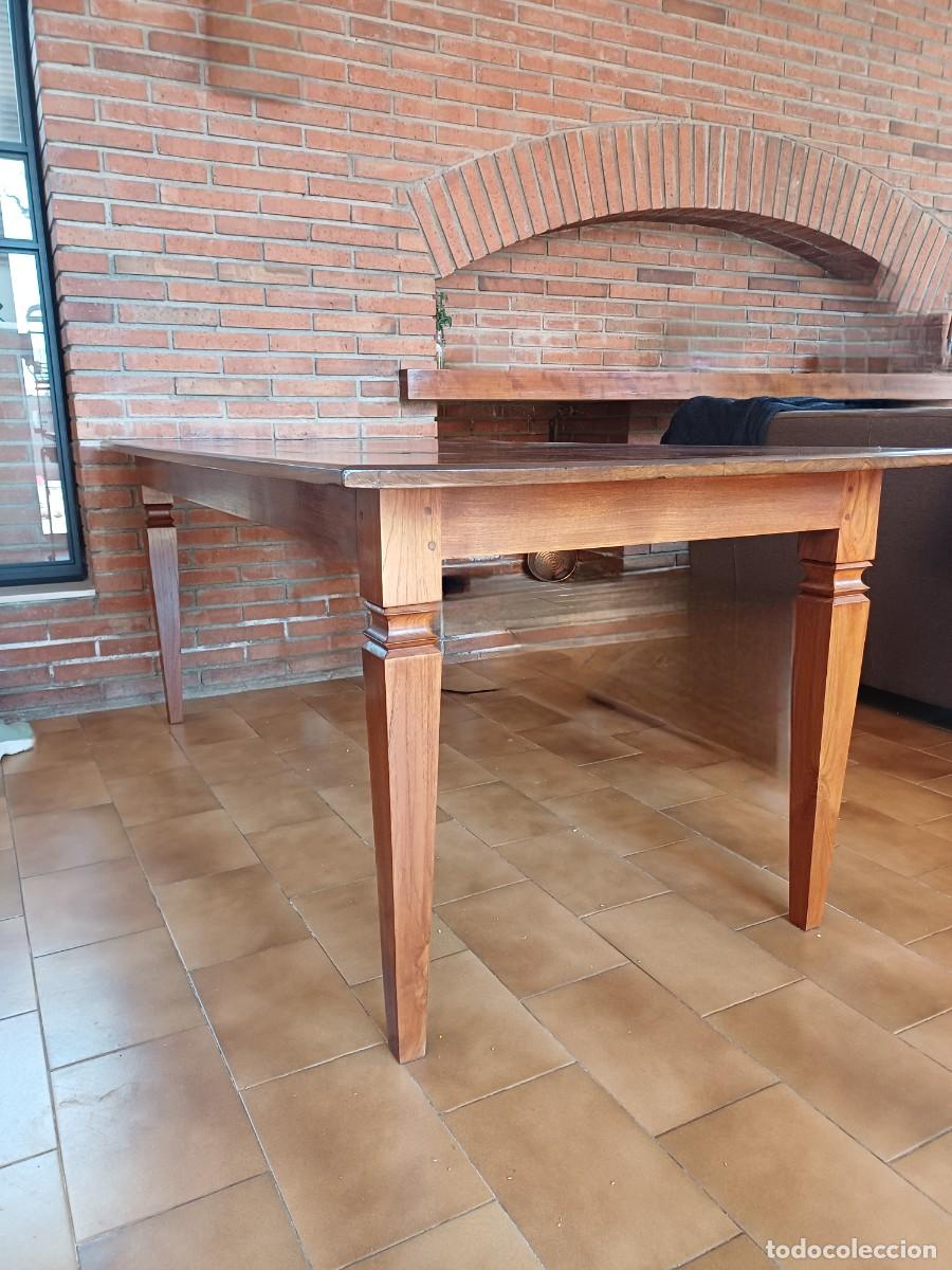 Antiguidades: Mesa de comedor &ndash;&ndash; Color Miel &ndash; Tablero recuperado y Estructura maciza artesanal
