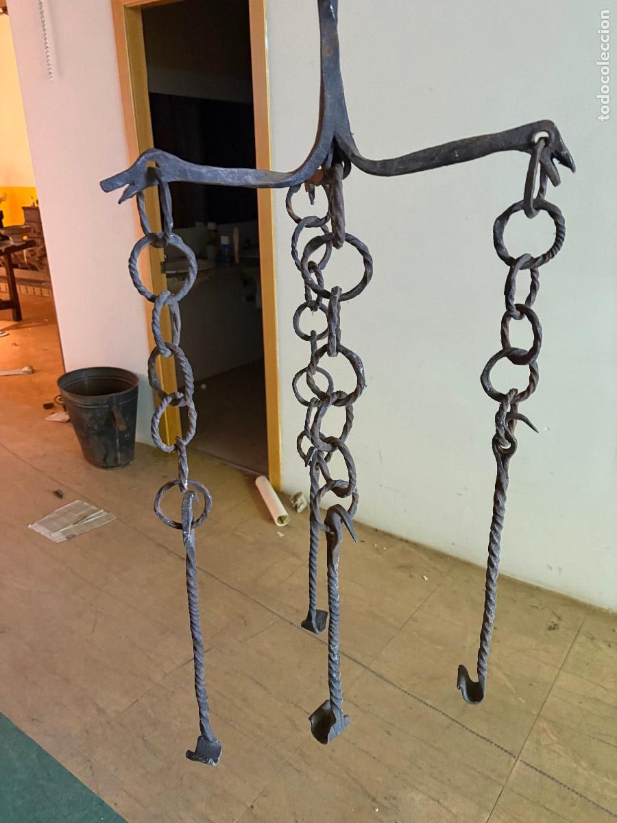 Antig&uuml;edades: CREMALLS LARES HIERRO FORJA PARA EL FUEGO. LLAR DE FOC. ALT URGELL. 2,5 metros aprox