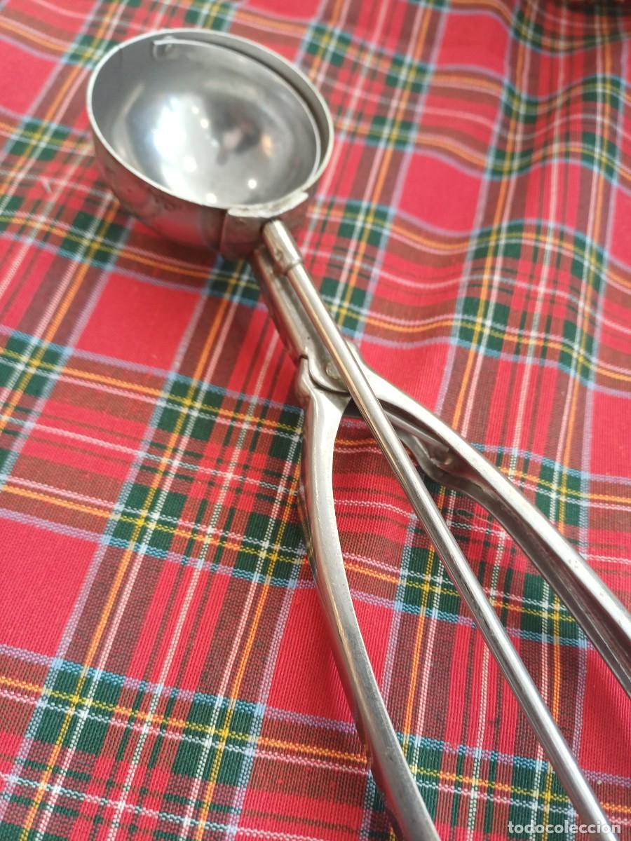 Antig&uuml;edades: Cuchara para servir helado - Foto 1