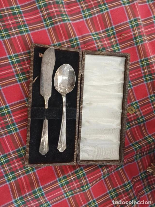Antig&uuml;edades: Cucharita y cuchillo plata de postre - Foto 2