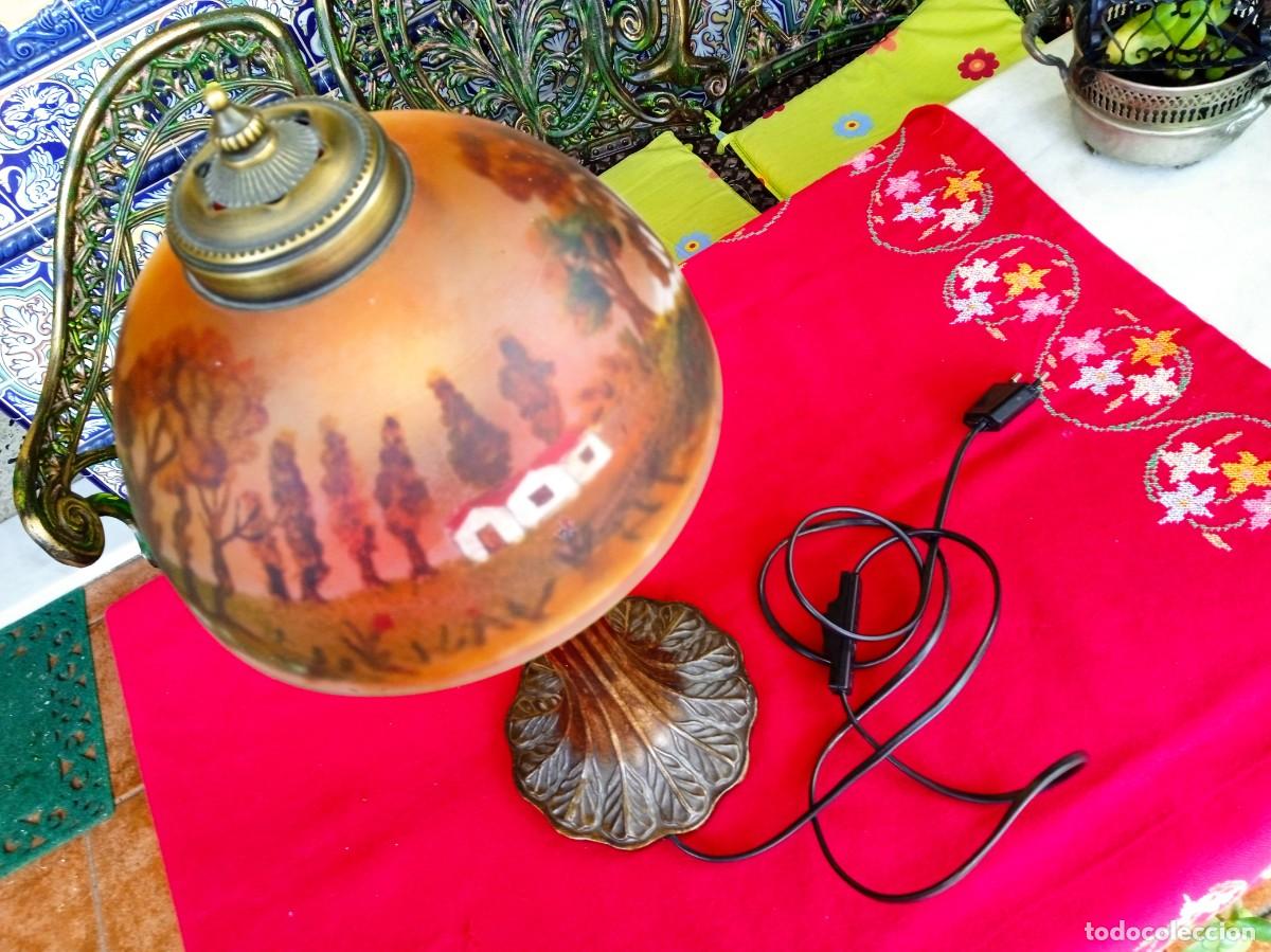 Antig&uuml;edades: L&aacute;mpara de mesa estilo modernista - Foto 1
