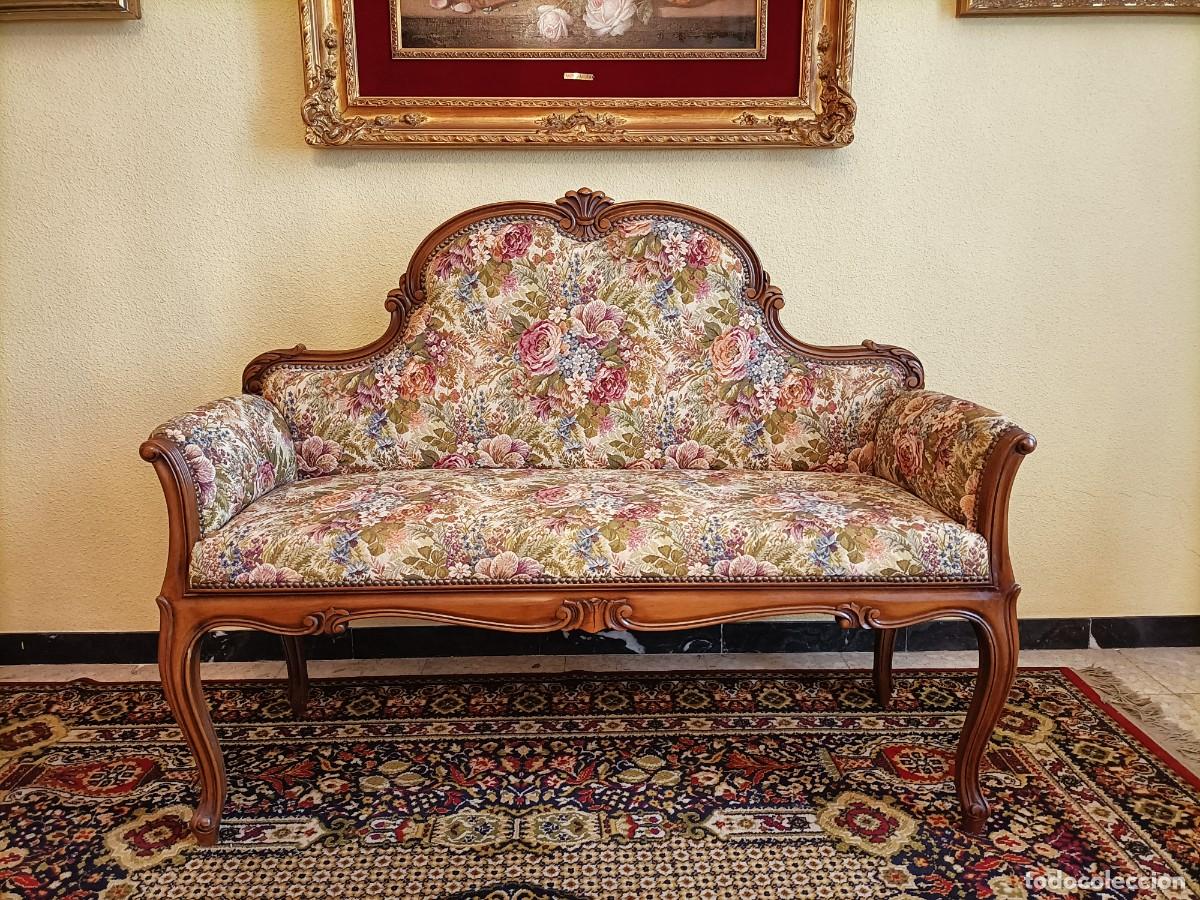 Antig&uuml;edades: Sof&aacute; peque&ntilde;o de estilo Luis XV - Foto 1
