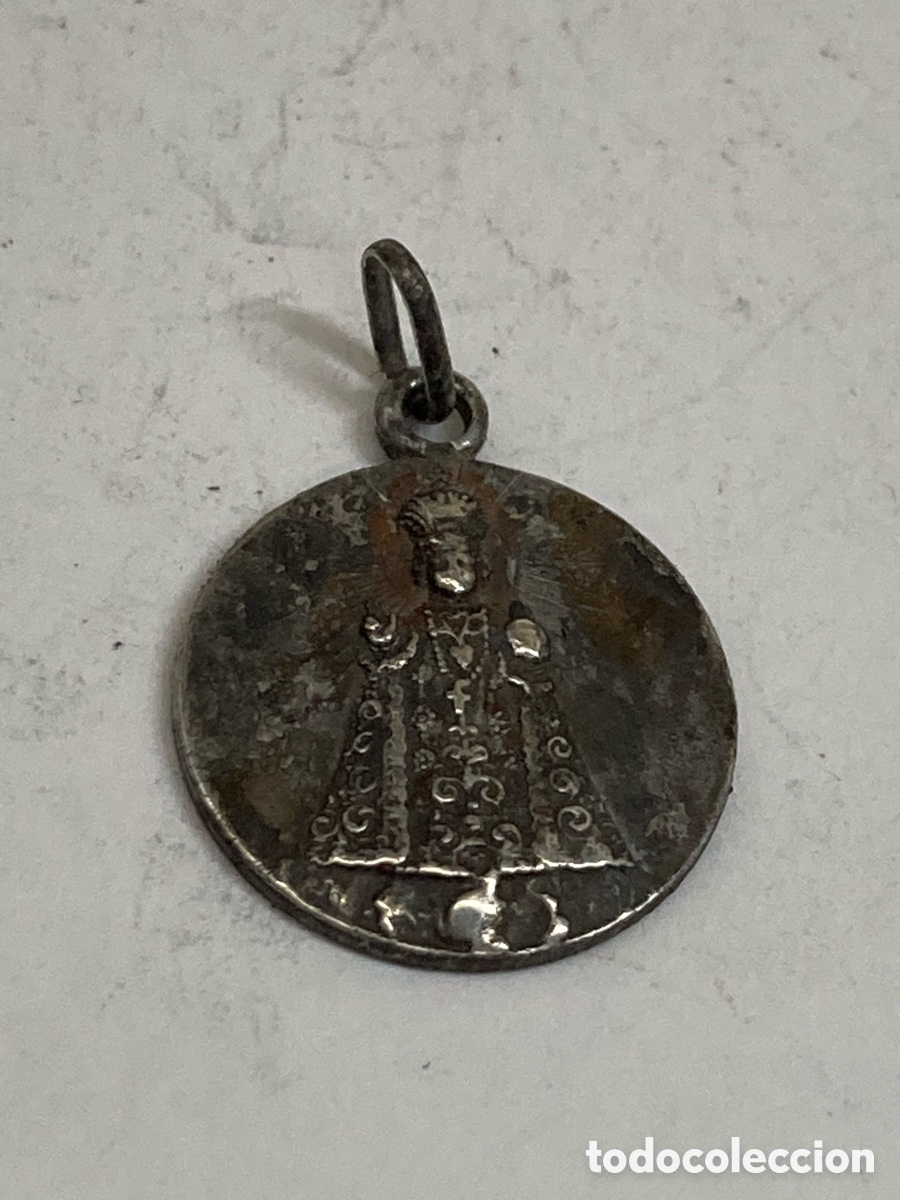 Antig&uuml;edades: Medalla de plata religiosa C557 - Foto 1