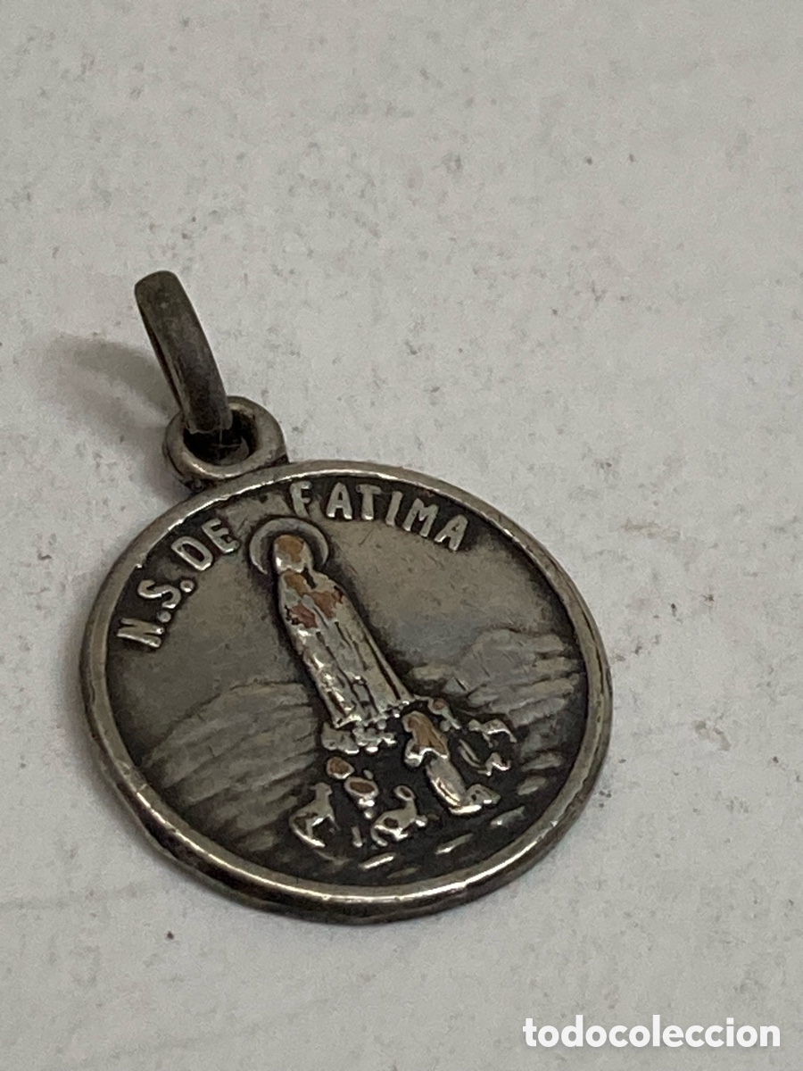 Antig&uuml;edades: Medalla de plata religiosa C557 - Foto 1