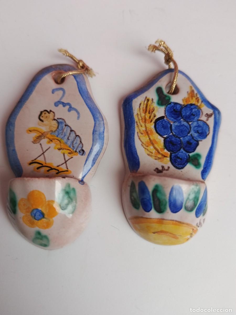 Antig&uuml;edades: BENDITERAS DE CERAMICA CON FIRMA - Foto 1