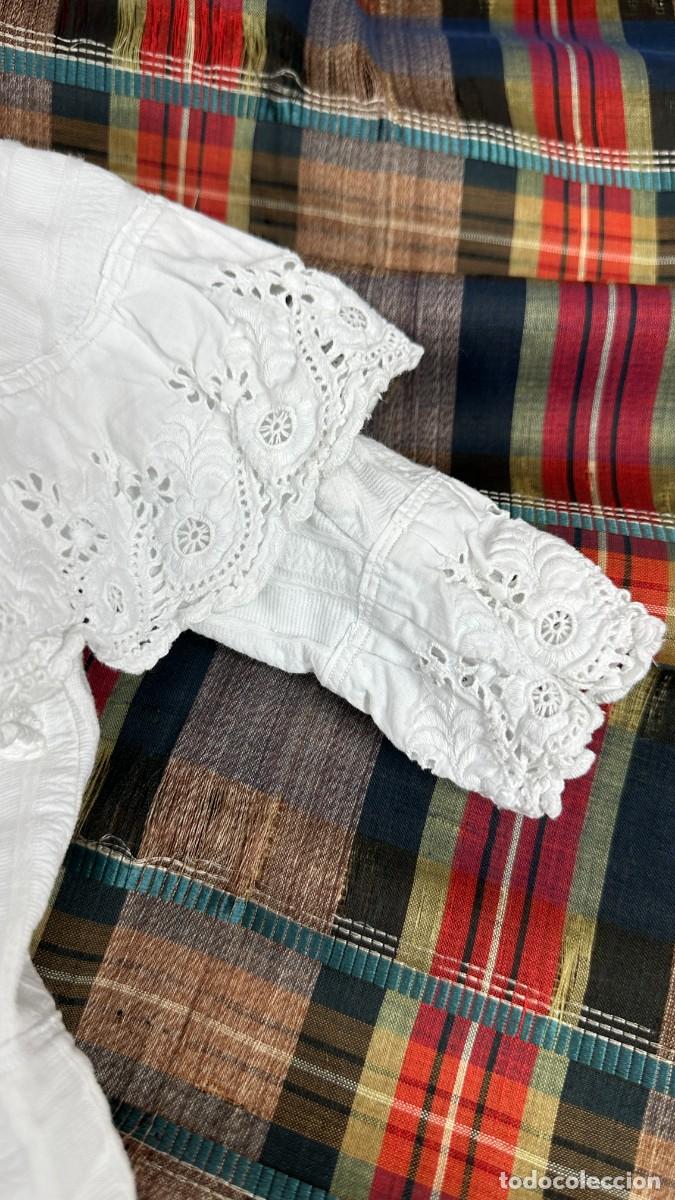 Antig&uuml;edades: Antiguo vestido blanco infantil - Foto 3