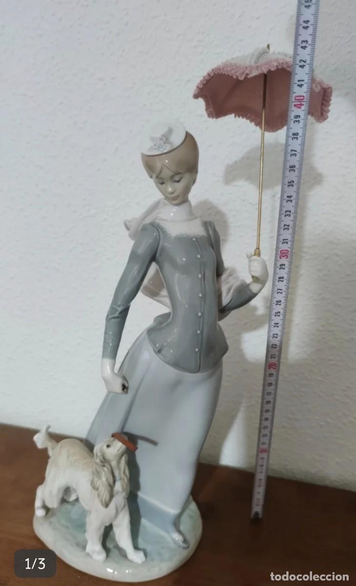Antig&uuml;edades: LLADR&Oacute; ORIGINAL DAMA CON SOMBRILLA Y PERRO-DESCATALOGADA - Foto 1