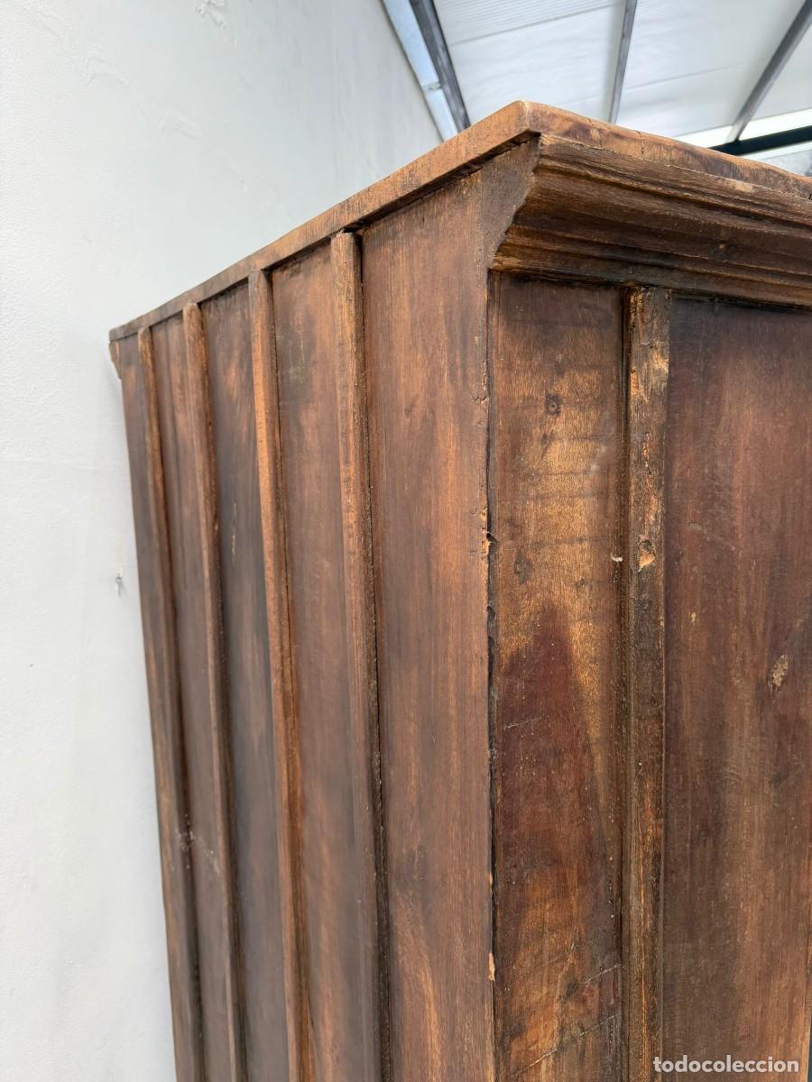 Antig&uuml;edades: Librer&iacute;a colonial en madera de teka maciza, - Foto 6
