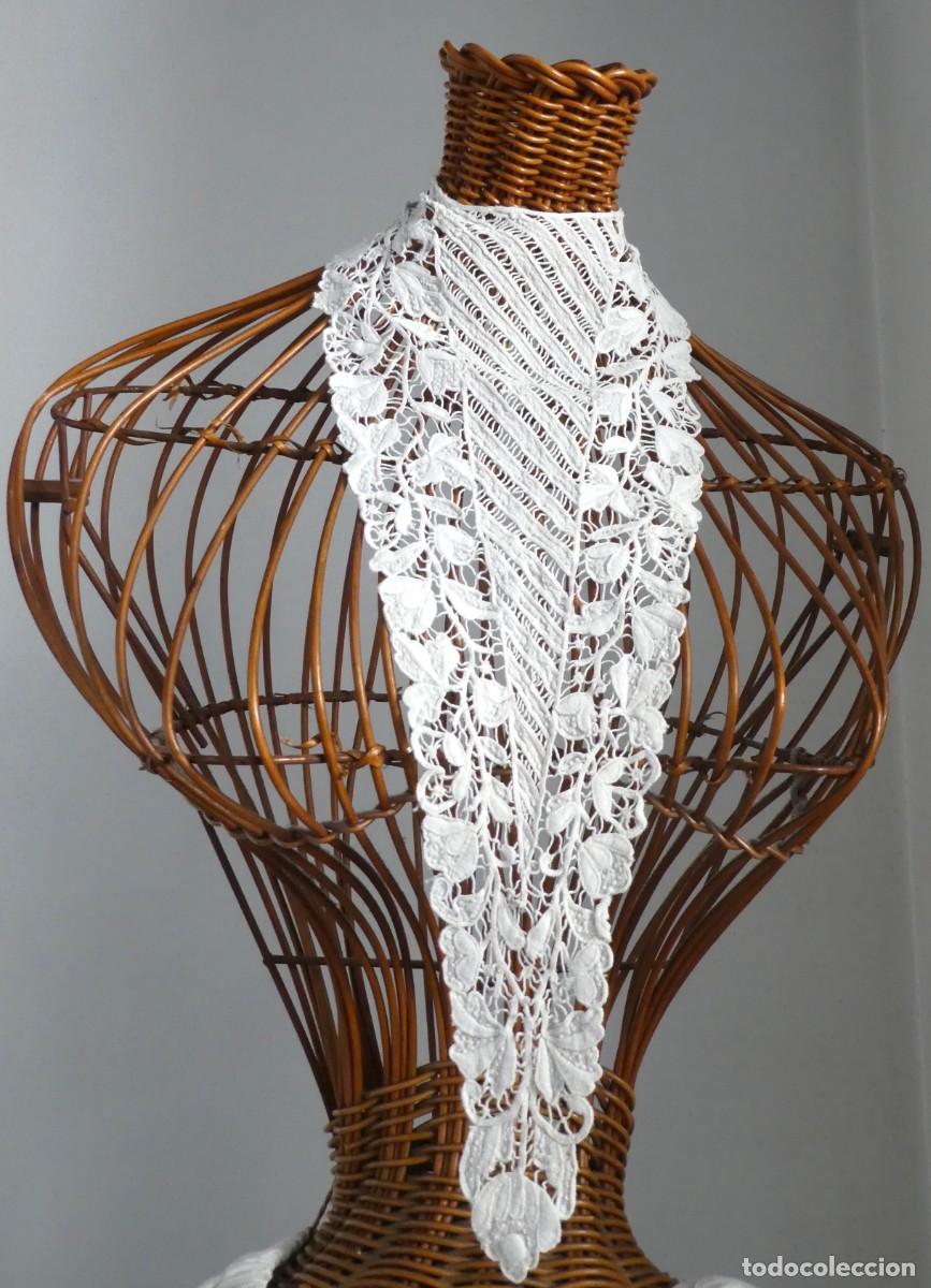 Antig&uuml;edades: ANTIGUO PECHER&Iacute;N DE ENCAJE PPIO.S.XX