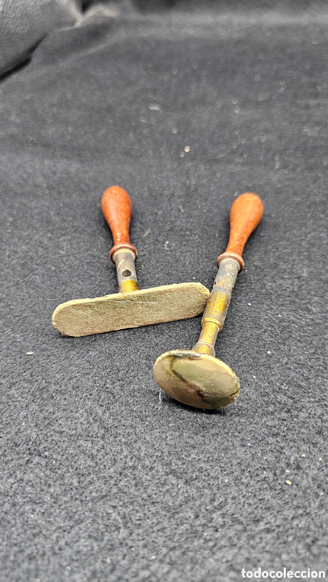 Antiguidades: Bru&ntilde;idores / pulidores de u&ntilde;as antiguos