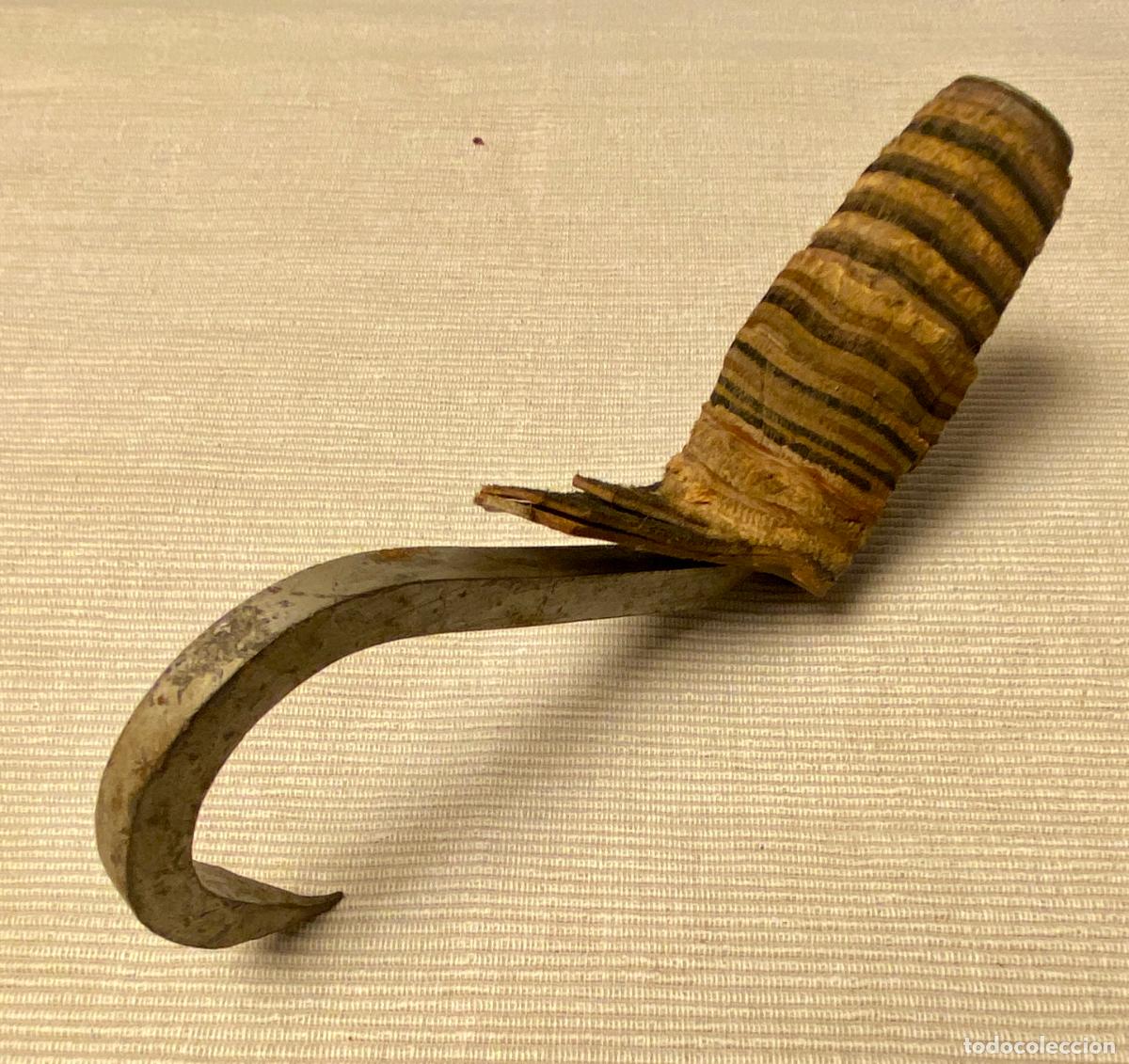 Antig&uuml;edades: ANTIGUO GANCHO/GARFIO PARA MANEJAR BALAS DE PAJA