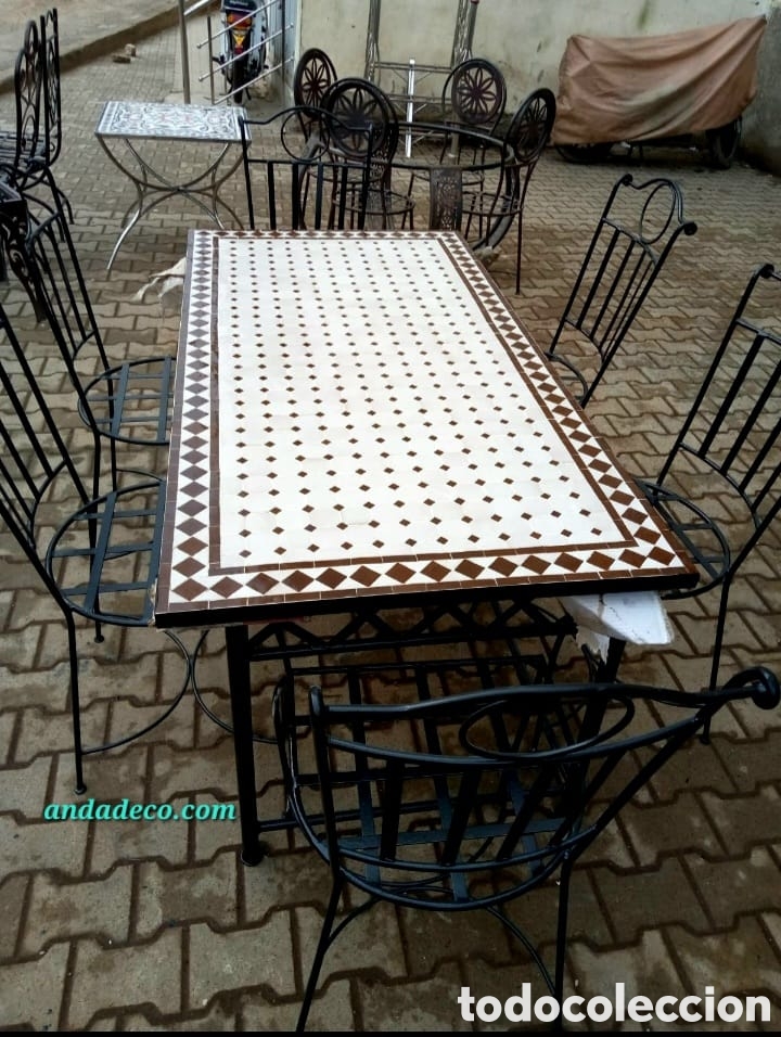 Antig&uuml;edades: Mesa de centro y exterior - Foto 7