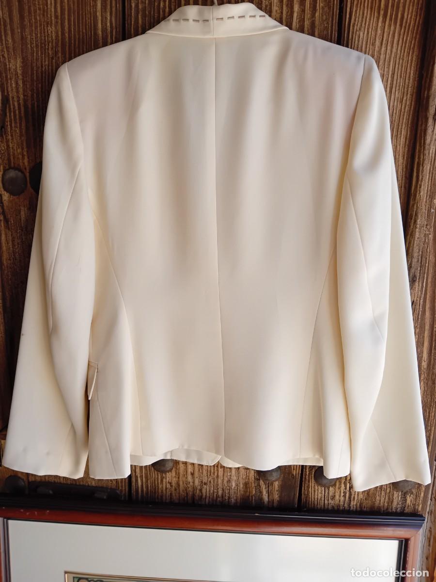 Antig&uuml;edades: Chaqueta talla 44 marca matiz. - Foto 3