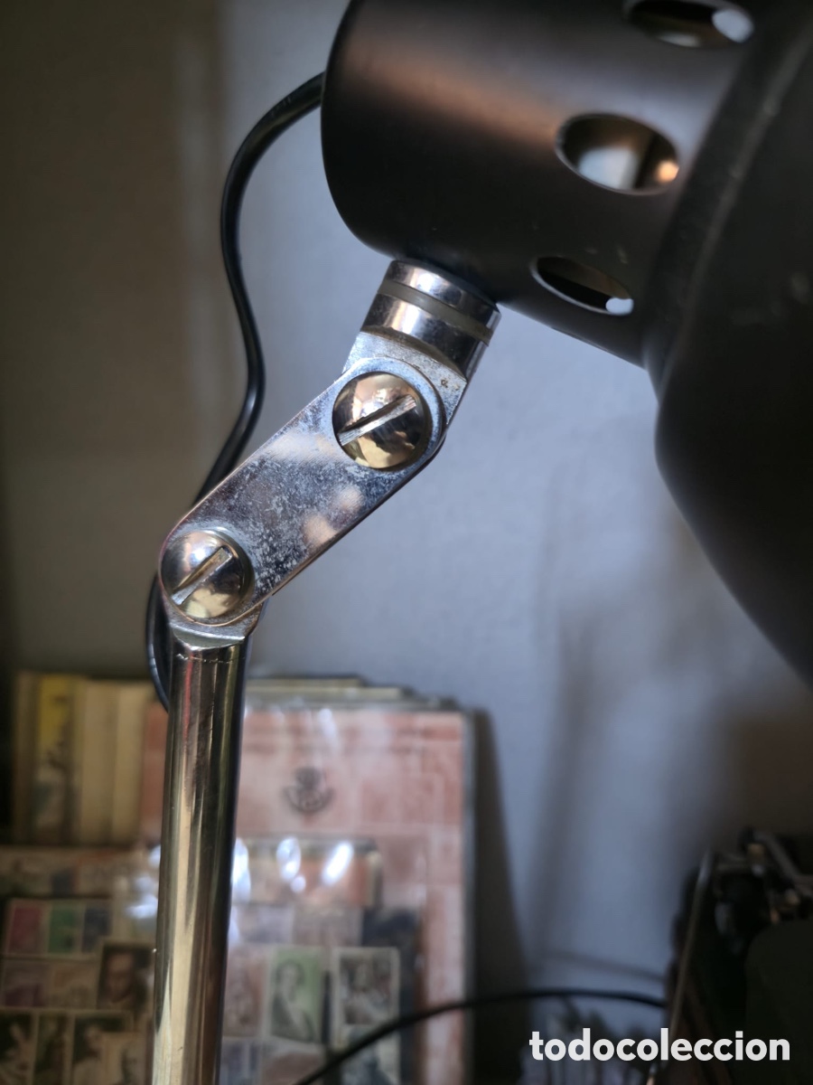 Antig&uuml;edades: L&aacute;mpara flexo industrial vintage - Foto 2