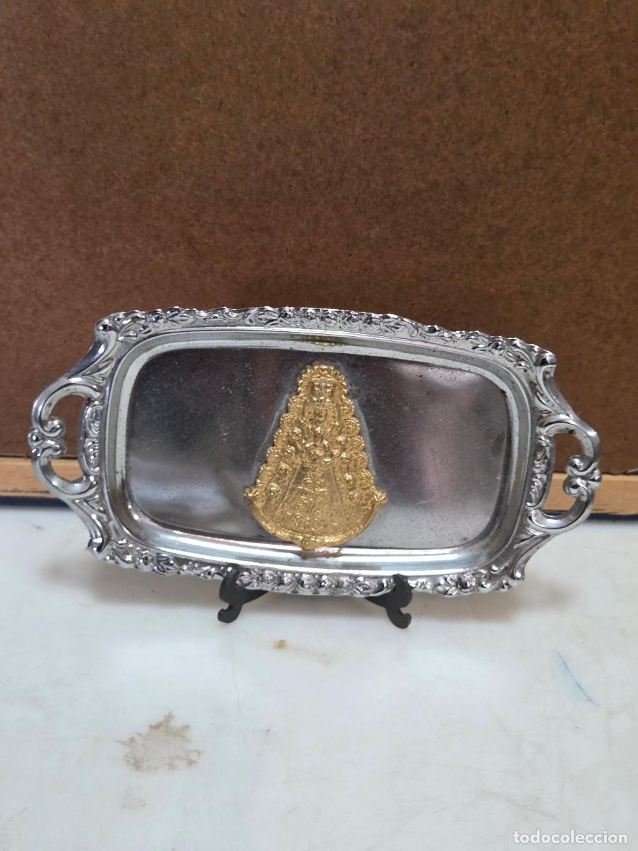 Antig&uuml;edades: bandeja con la virgen del rocio - Foto 1