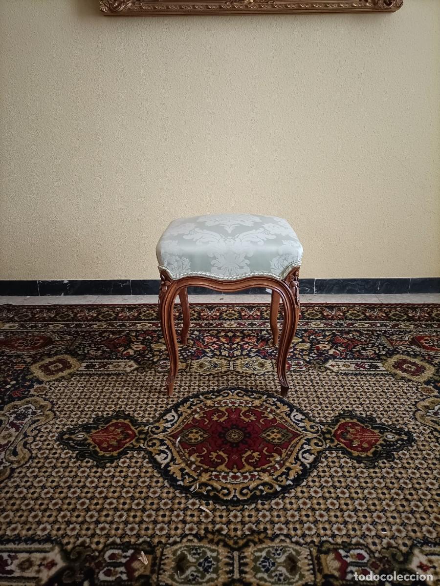 Antig&uuml;edades: Taburete estilo Luis XV con tapizado verde - Foto 5