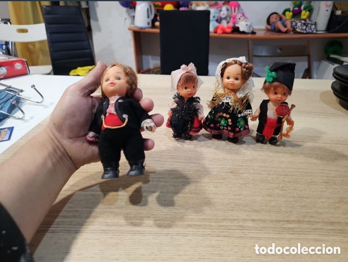 Antig&uuml;edades: 4 mu&ntilde;equitos regionales espa&ntilde;oles - Foto 3