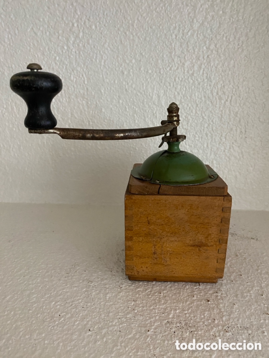 Antig&uuml;edades: Molinillo de caf&eacute; antiguo - Foto 10