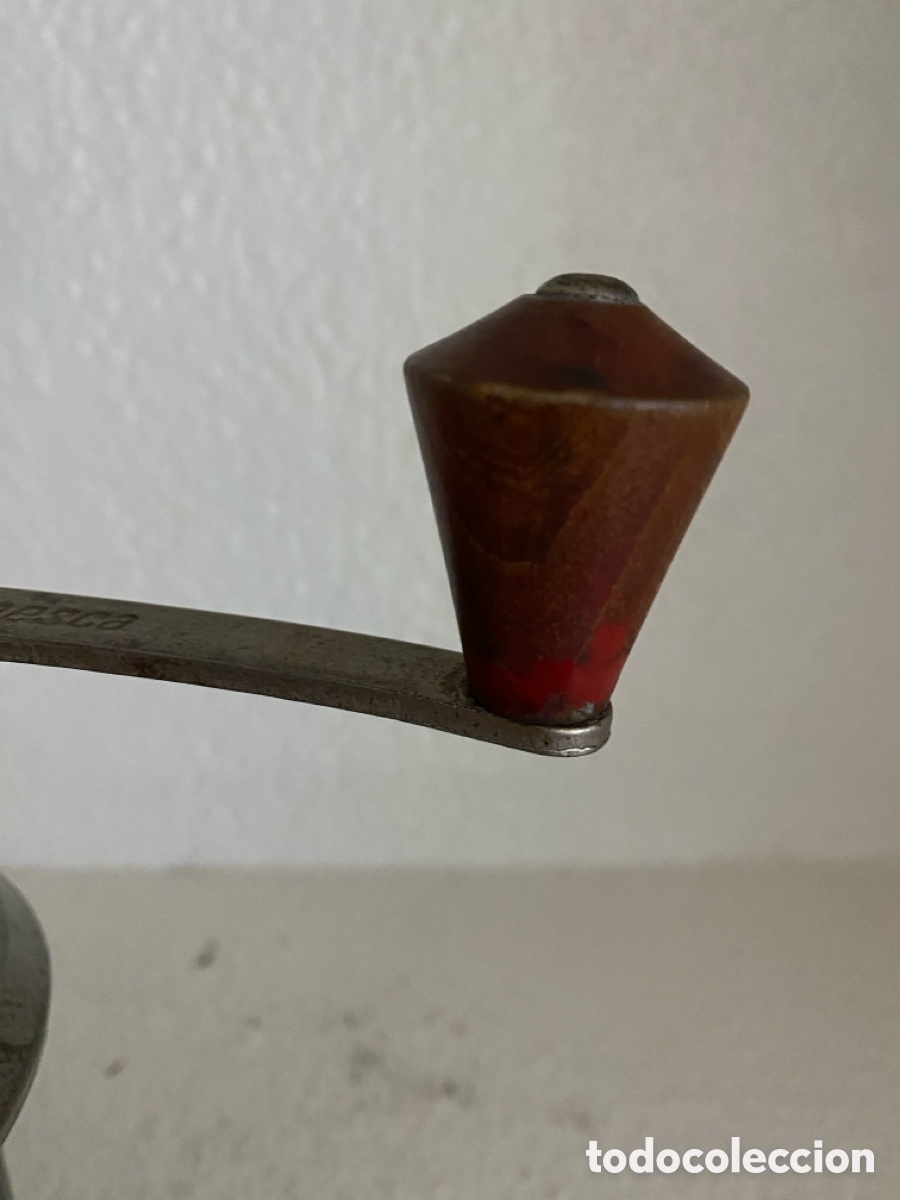 Antig&uuml;edades: Molinillo de caf&eacute; antiguo en aluminio - Foto 14